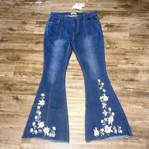CHELSEA & VIOLET Bell Bottom Jeans Womens Size 33 High Rise Embroidered Stretch
